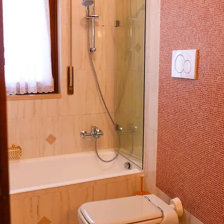 47, Vittorio Veneto Guest house